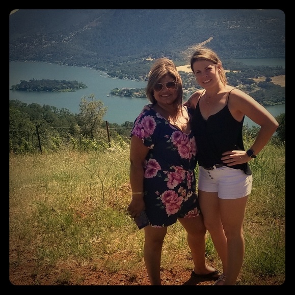 Meet your Posher, Christen - Picture 1 of 1